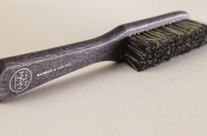 Freshman Carbon Щетка (арт.FADE S) для укладки деревянная большая